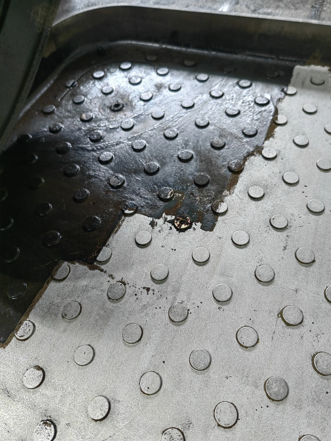 Чистка металла лазером 